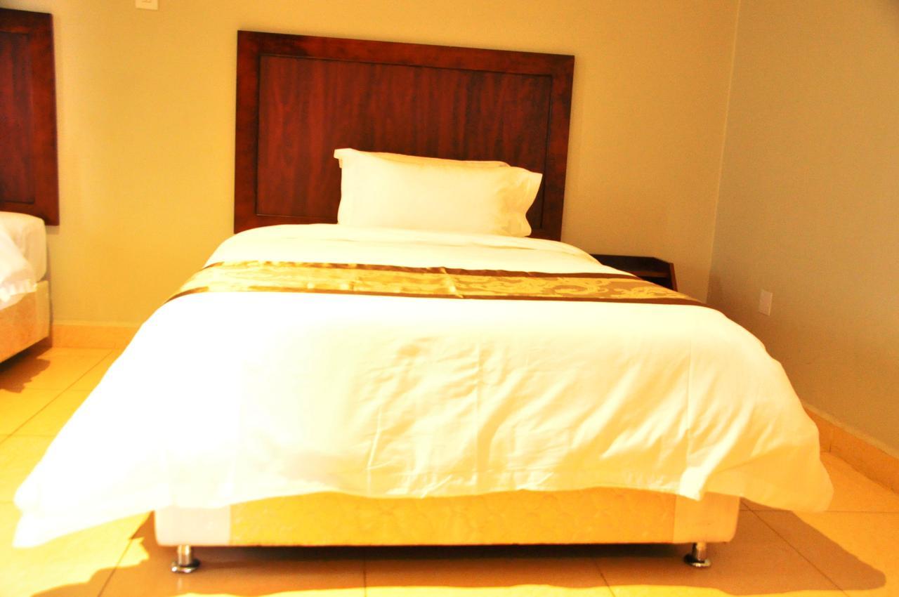 Easy View Hotel Mbarara Buitenkant foto