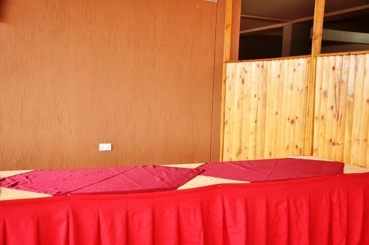 Easy View Hotel Mbarara Buitenkant foto